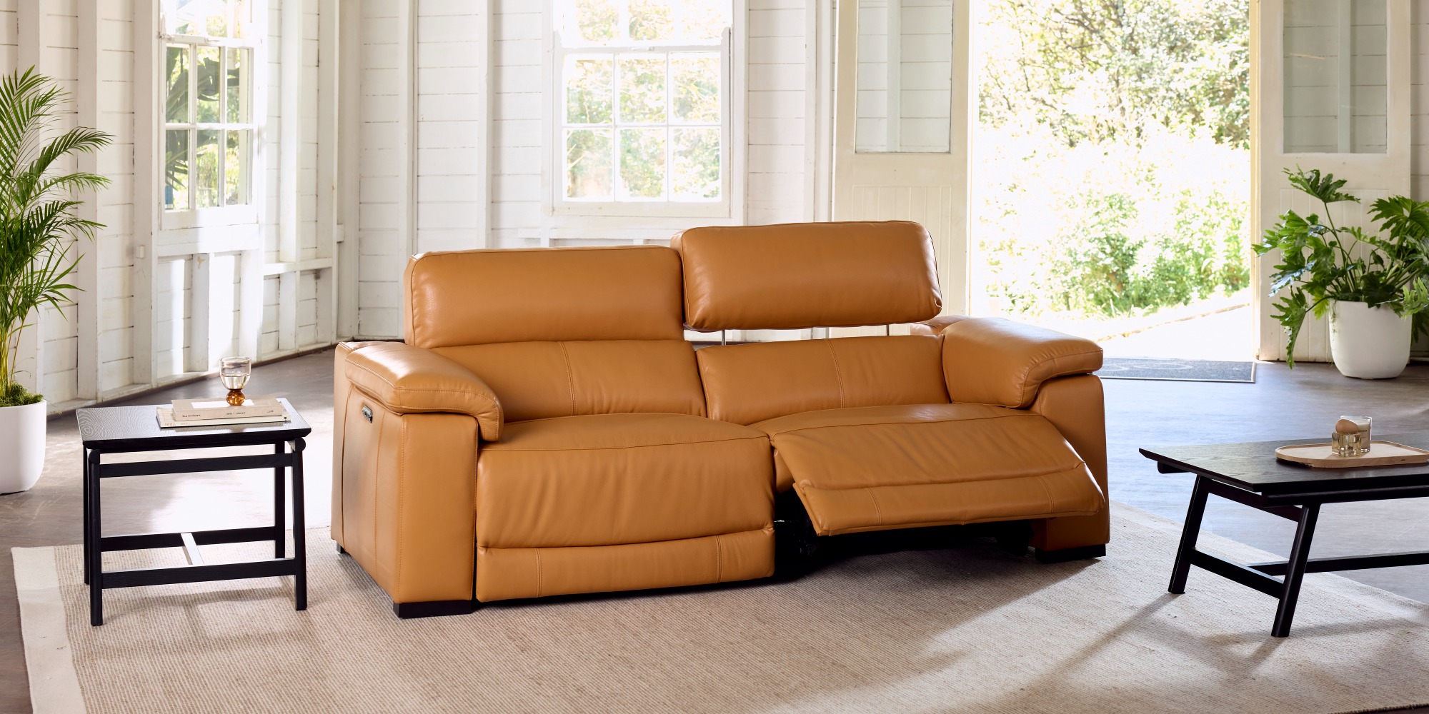 Leather Recliner Sofas: Sydney’s Top Choices for Ultimate Relaxation